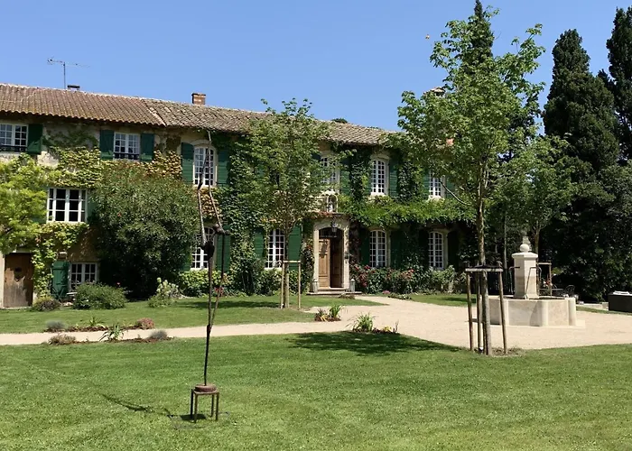 Domaine De Rhodes B&B