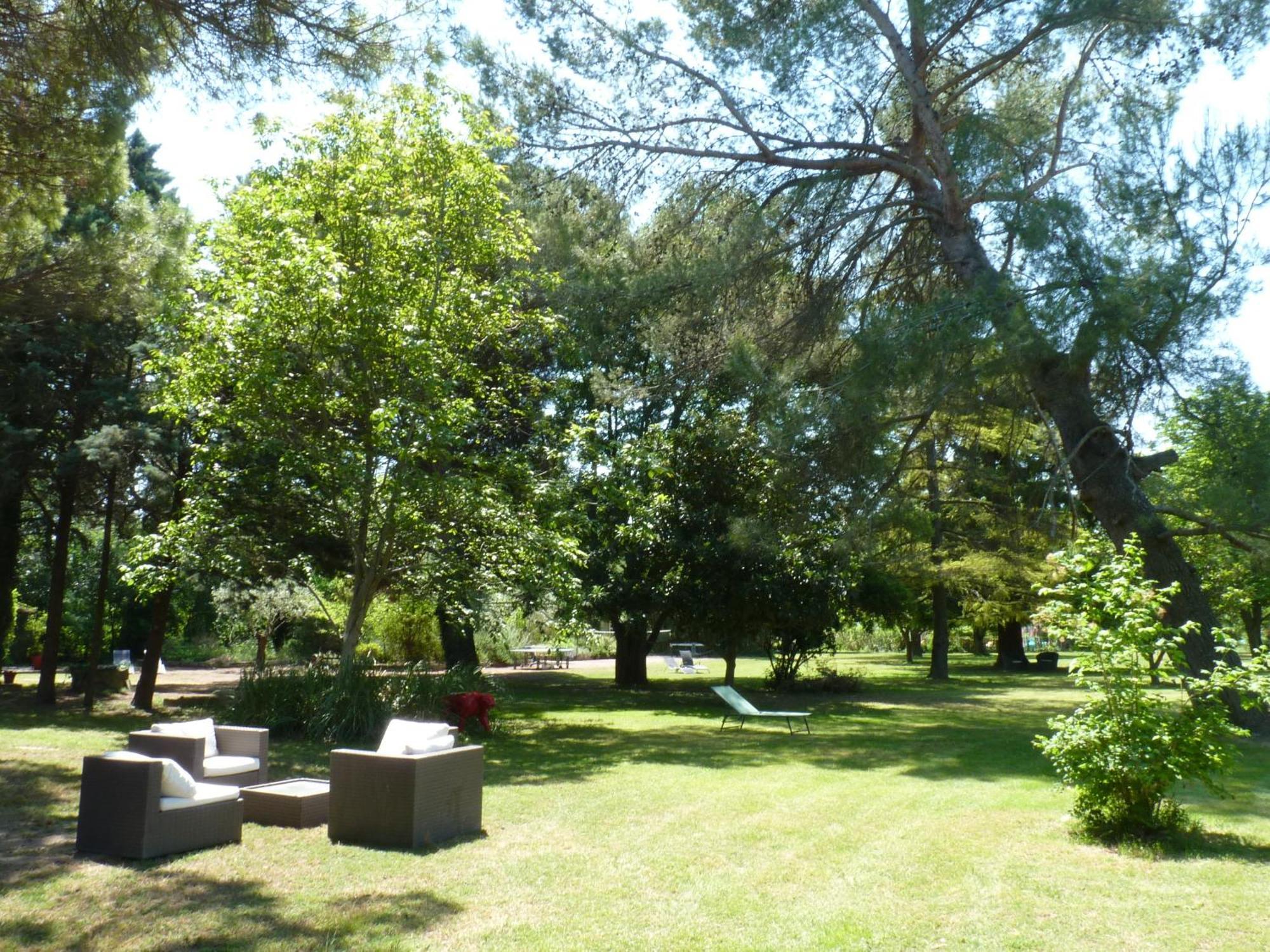Domaine De Rhodes Bed & Breakfast Avignon